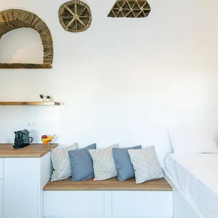 بيت للعطل Livadi House Tinos Patitiri