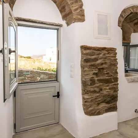 Livadi House Tinos Patitiri بيت للعطل Kato Klisma